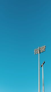 天空，低角度视图，蓝色，晴朗的天空，复制空间，泛光灯，白天，通信