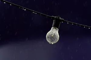 灯泡，转弯，下雨，天气，透明，玻璃，灯泡，水
