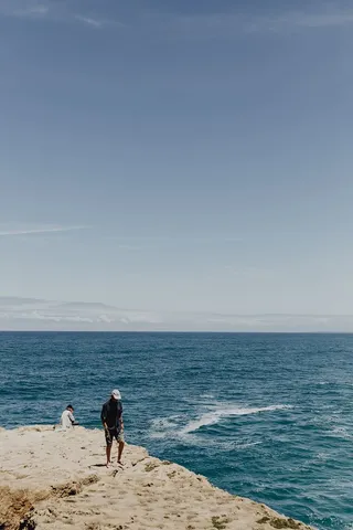 葡萄牙阿莫雷拉海滩阿尔加维西海岸的悬崖