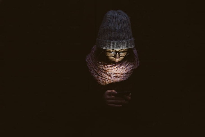 人，女人，寒冷，天气，夹克，帽子，黑暗，夜晚