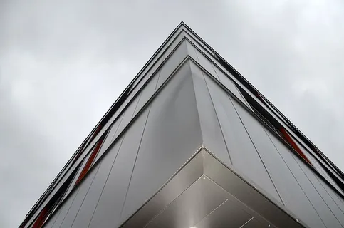 建筑、建筑、角落、玻璃、灯光、低角度拍摄、现代、透视 建筑、建筑、角落、玻璃、灯光、低角度拍摄、现代、透视