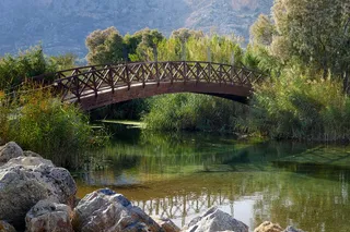 桥梁、水域、自然、河流、旅行、树木、克里特岛、水