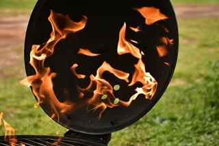 火，火焰，篝火，食物，膳食，烧烤，锻炉，盘子