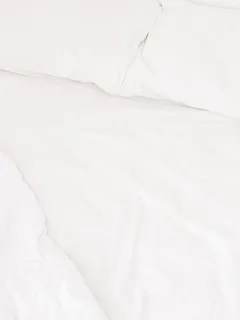 床, 表, 纺织品, 卧室, 麻布, 家具, 室内房间, 白色 床, 表, 纺织品, 卧室, 麻布, 家具, 室内房间, 白色