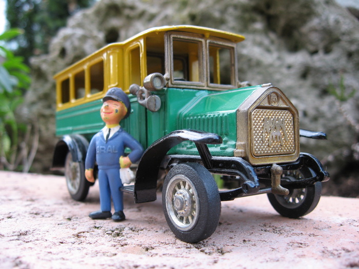 Macro、Oldtimer、Old Bus、Bus、green、one、加油站服务员、模型车