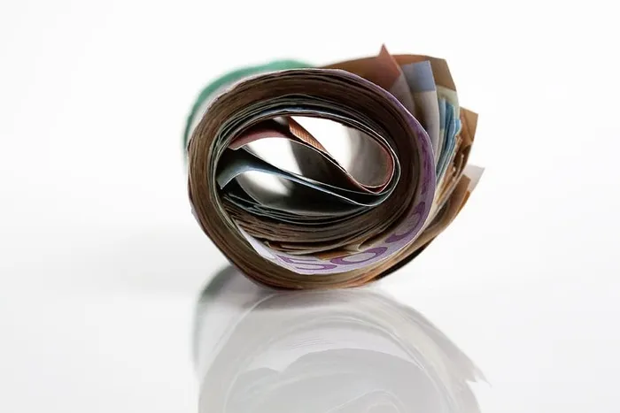 金钱、纸币、金融、共同支付、支持、养老金、康复、购物