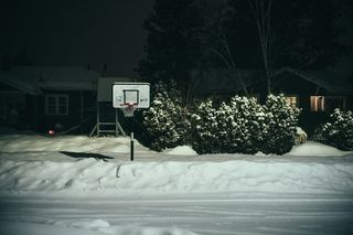 白色，黑色，篮球圈，有盖，雪，冬天，篮球网，篮球圈