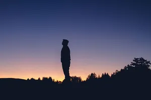 剪影照片，男人，站着，日落，剪影，男人，黄昏，天空