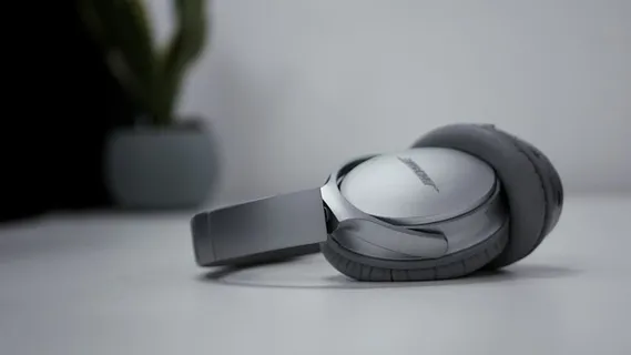 英国，伦敦，考文特花园，耳机，音乐，白色，耳机，bose qc35