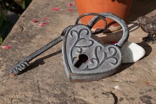 灰色，心形挂锁，骨架，钥匙，挂锁，城堡，特写，通信