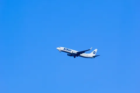 灰色、黑色、美国、air、utair aviation、utair、plane、large 灰色、黑色、美国、air、utair aviation、utair、plane、large
