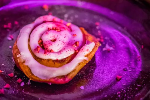北欧、甜点、食品、甜食、糕点、食品和饮料、紫色、粉色