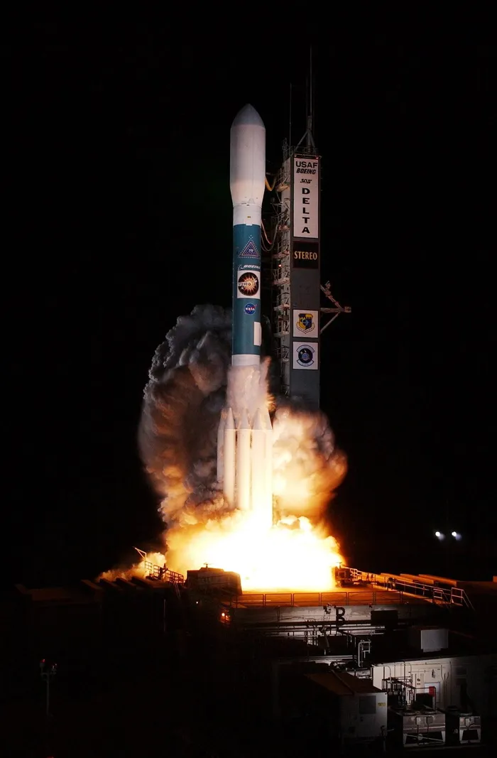 飞行、夜间、车辆、技术、飞机、天文学、卡纳维拉尔角、发现号
