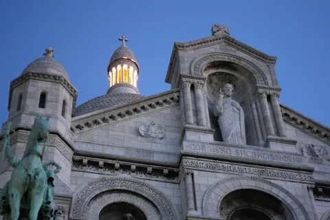巴黎,圣心大教堂,蒙马特山,夜景,灯光,黎明,宏伟建筑,早晨 巴黎,圣心大教堂,蒙马特山,夜景,灯光,黎明,宏伟建筑,早晨