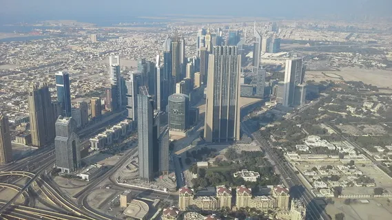 迪拜，from，the，top，city，building exterior，architecture，Build structure