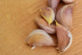 丁香，大蒜，大蒜丁香，调味菜，食品和饮料，健康饮食，食品，生食品