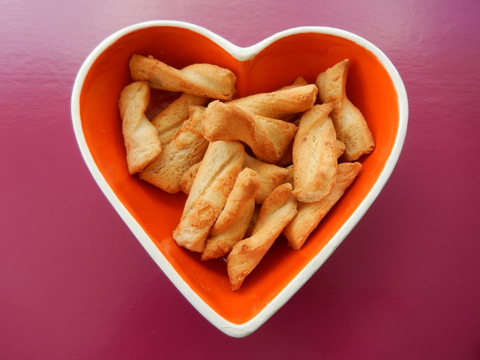 开胃酒、蛋糕、餐桌、食品和饮料、食品、不健康饮食、即食、新鲜度