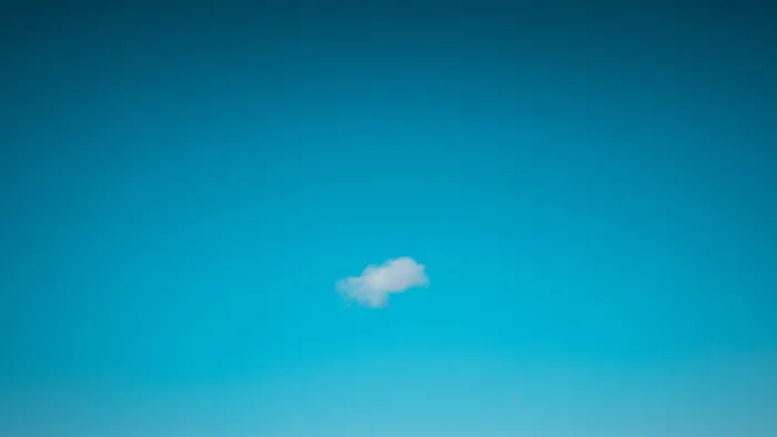 蓝色，云-天空，天空，背景，没有人，复制空间，自然之美，风景-自然