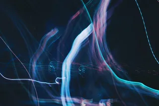 蓝色和粉色灯光插图