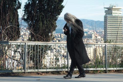 巴塞罗那，西班牙，蒙特朱伊奇，走路，留长发，思考，甘道夫，乌尔班斯卡普