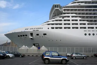 白色，msc splendida游轮，白天，船，港口，船，巴塞罗那，西班牙，巴塞罗那