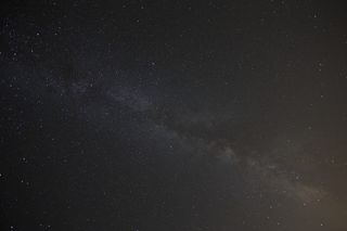 夜间的白色星空