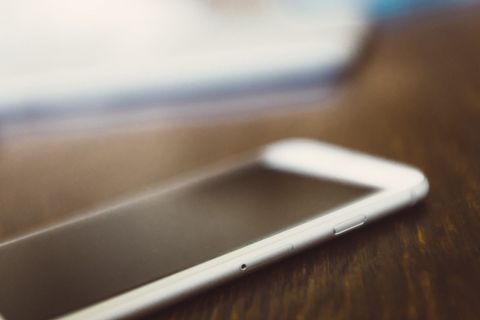 软焦点中的iPhone 软焦点中的iPhone