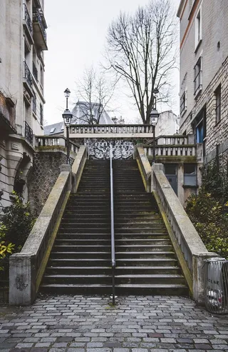 混凝土楼梯单角照片