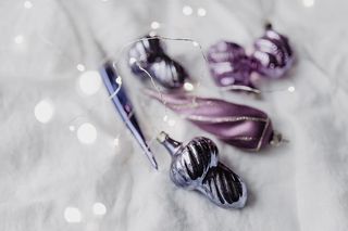 潘通紫外线圣诞饰品