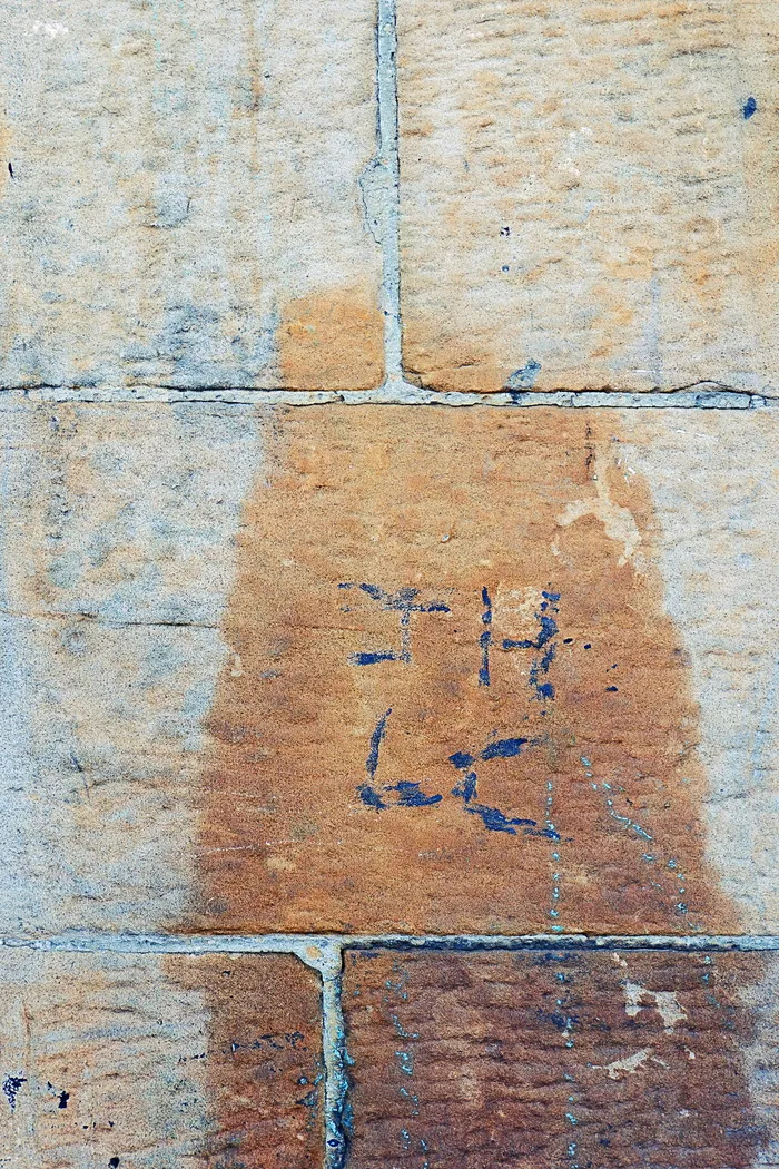 地毯、砖、石板、墙、小路、走道、岩石、软木