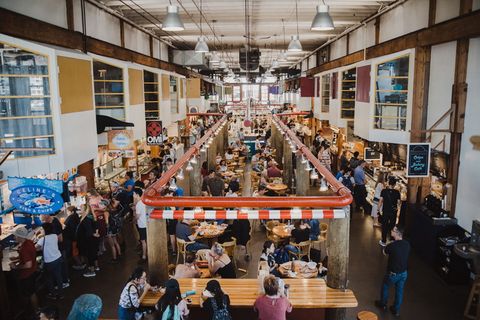 加拿大，温哥华，格兰维尔岛公共市场，格兰维尔温哥华，市场，食品，食品供应商，鱼和薯条