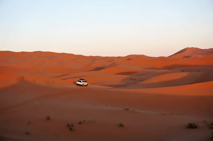 沙漠，风景，无人，小山，户外，冒险，宽屏，天空