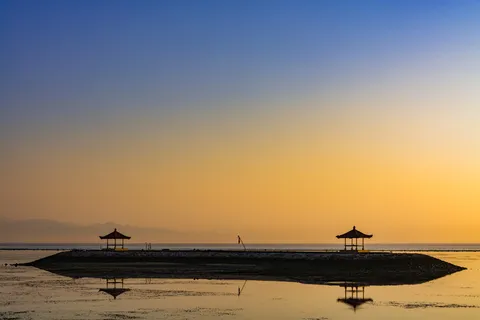 印尼、巴厘岛、亚洲、旅游、日出、平静、和平 印尼、巴厘岛、亚洲、旅游、日出、平静、和平