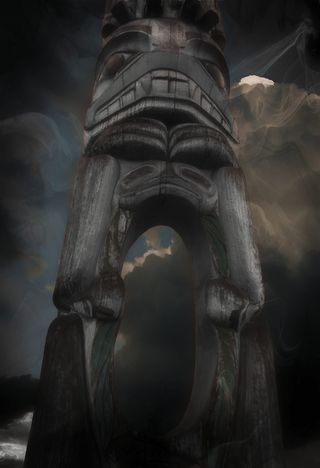 图腾柱，垃圾，木柱，本土艺术，符号，宗教，幽灵，戏剧