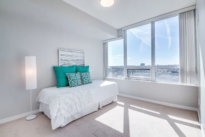 共管公寓、湖岸公寓、mimico公寓、卧室、家具、住宅、室内、窗户