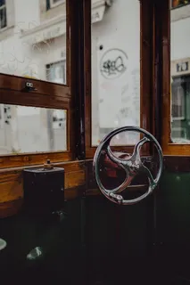 葡萄牙里斯本市中心的格洛里亚缆车