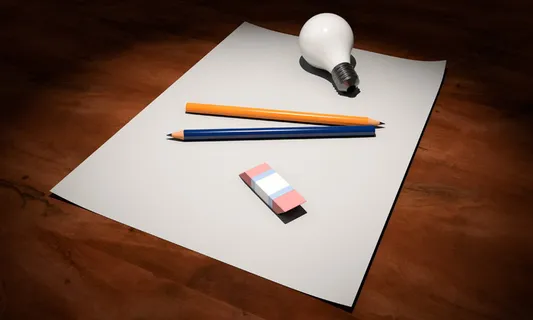 桌上铅笔的高角度视图 桌上铅笔的高角度视图