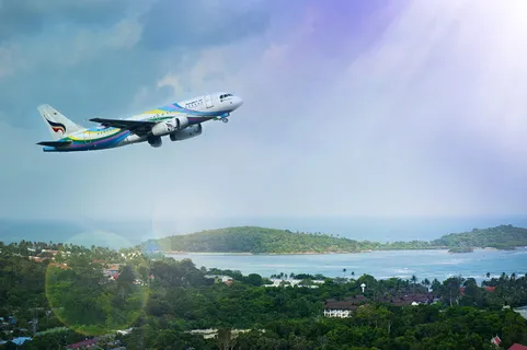 白色和蓝色客机航空摄影 白色和蓝色客机航空摄影
