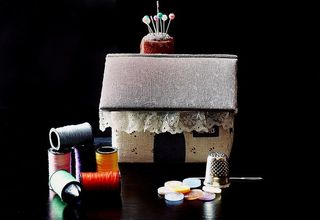 采购产品缝纫，棉线，缝纫线，棉花卷轴，钮扣，工艺品，室内，摄影棚