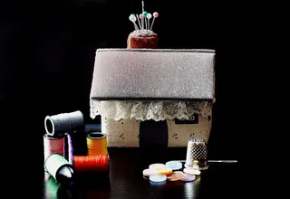 采购产品缝纫，棉线，缝纫线，棉花卷轴，钮扣，工艺品，室内，摄影棚