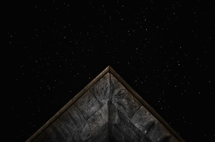 黑暗，夜晚，太空，银河，星星，天空，天花板，建筑