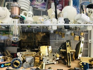 西班牙马德里，calle de montesa，锁，黄铜，照明，低压，安全