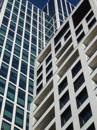 玻璃、建筑、摩天大楼、大型、窗户、城镇中心、公司、立面