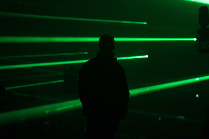 照亮, 照明设备, 晚, 夜生活, 光-自然现象, 常设, 一个人, 后视图