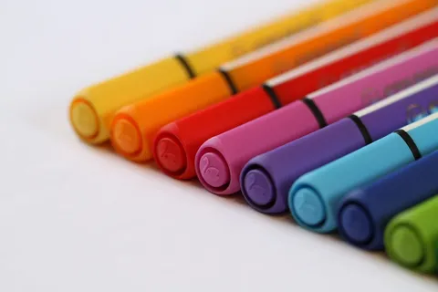 钢笔，trio scribbi，stabilo，纤维画家，彩色铅笔，彩色，油漆，蜡笔