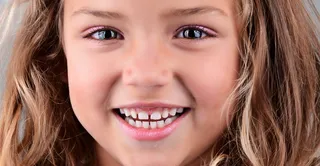 微笑，自然，快乐，真诚，孩子，眼神，光明，童年