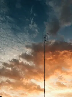 空中广播,蜂窝塔,云,环境,高,景观,接收器,卫星 空中广播,蜂窝塔,云,环境,高,景观,接收器,卫星