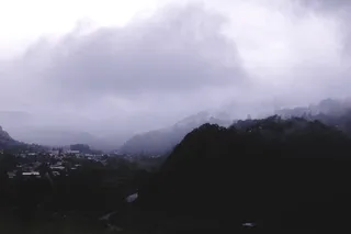 高，角度照片，山，有盖，雾，山，房屋，雾