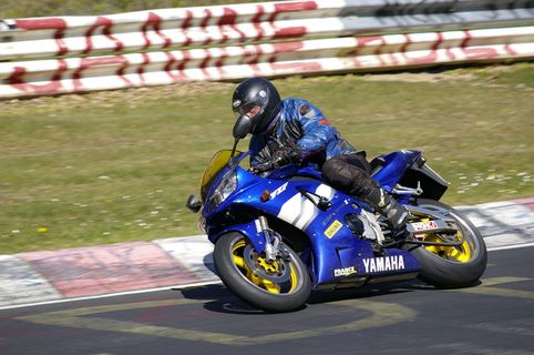 男子、天使、摩托车、Nordschleife、纽伯格林、桑尼、雅马哈、头盔