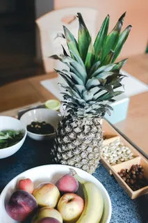 厨房里的菠萝 厨房里的菠萝